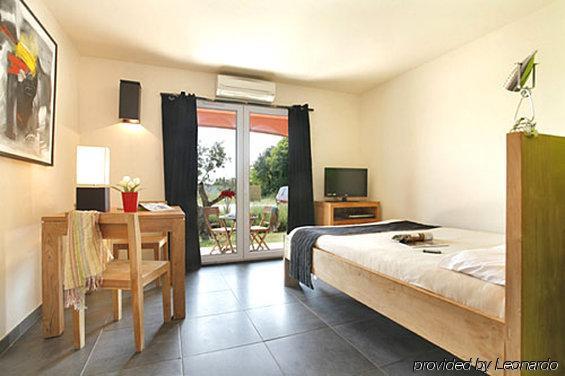Hotel Domaine Le Milos Castries Bilik gambar