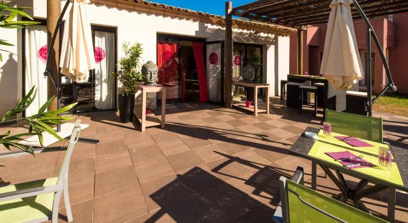 Hotel Domaine Le Milos Castries Luaran gambar