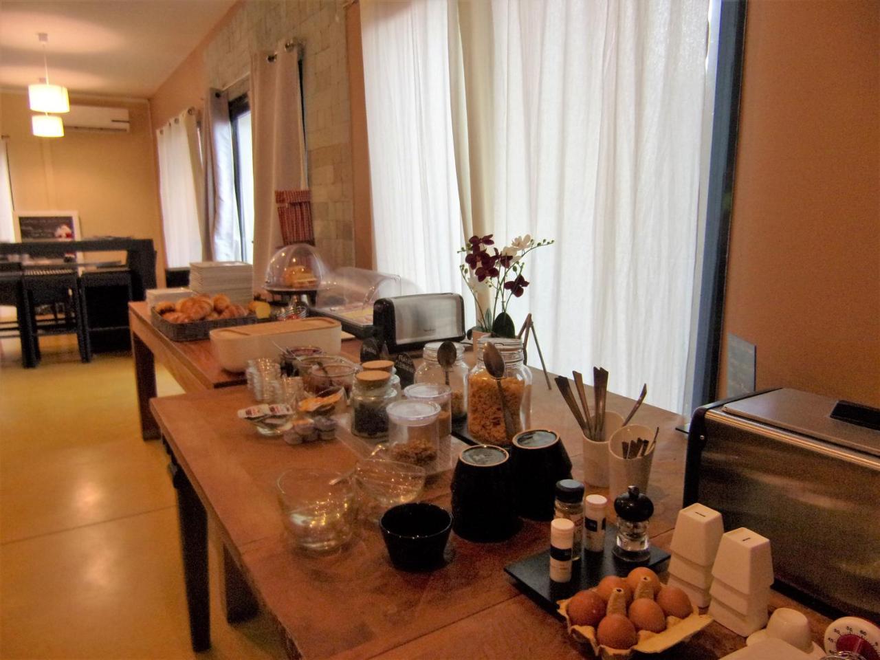 Hotel Domaine Le Milos Castries Luaran gambar